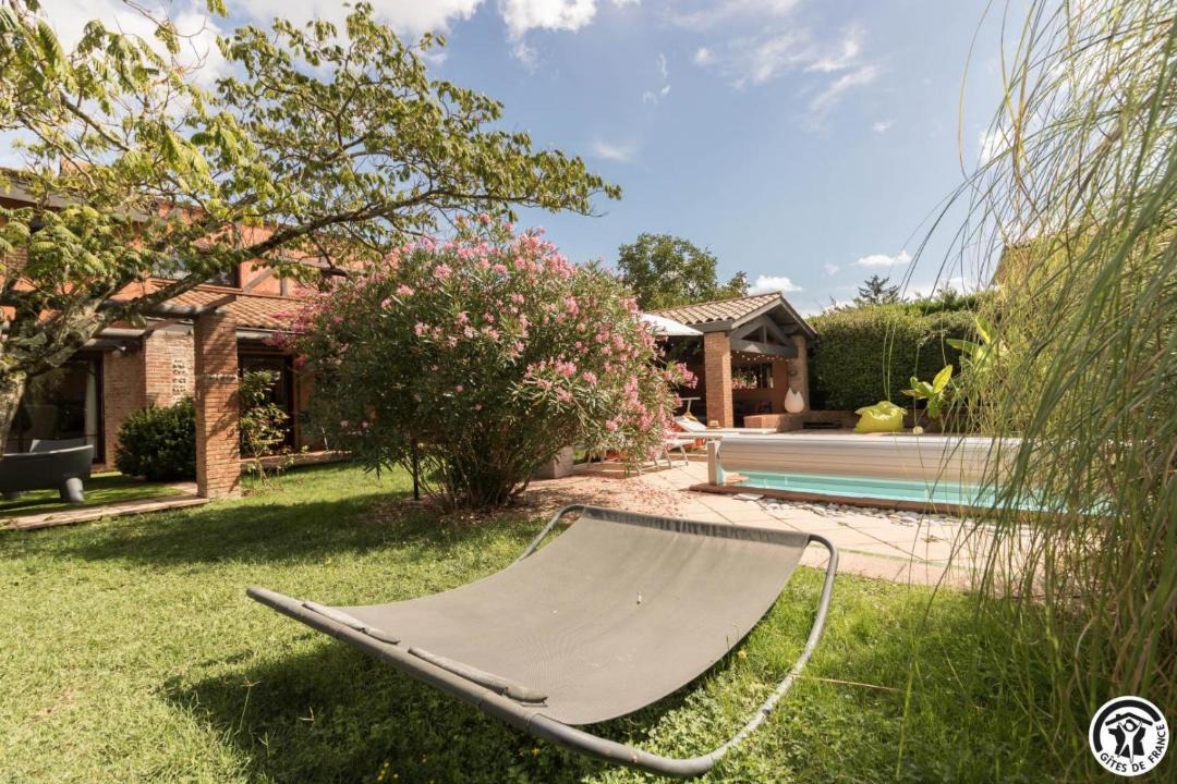 Photo of Others in Pin-Balma