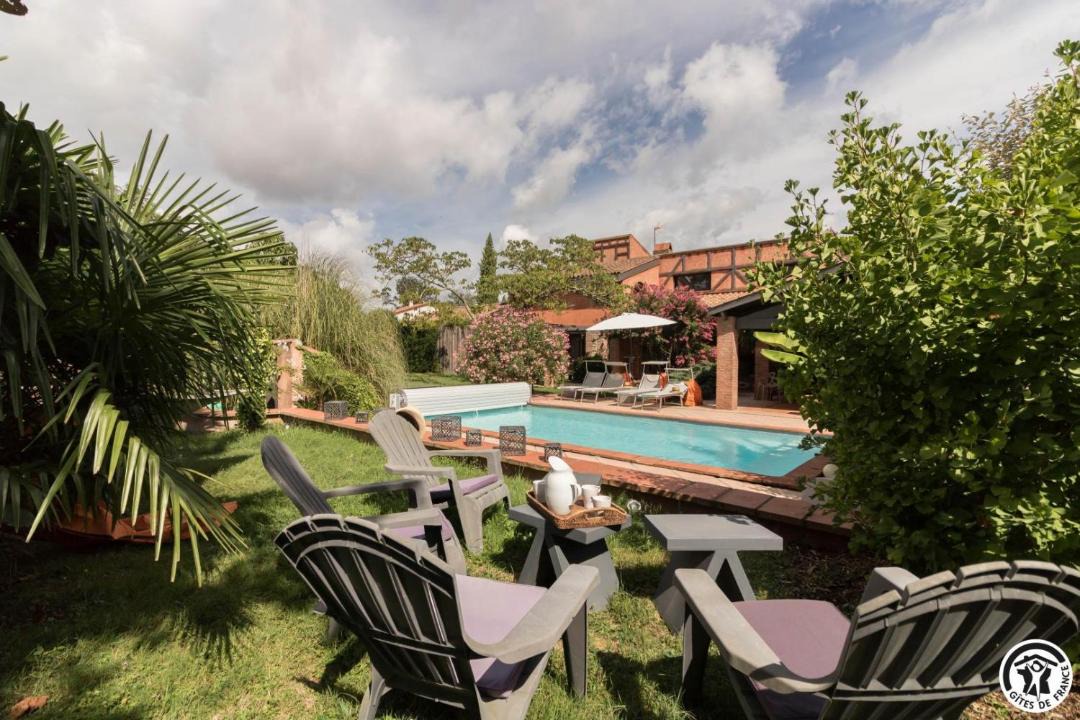 Photo of Others in Pin-Balma