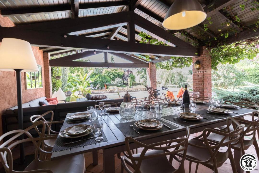 Photo of Others in Pin-Balma