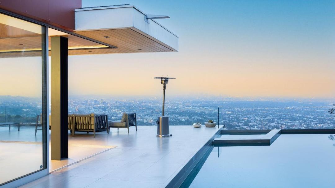 Photo of Others in Hollywood Hills West