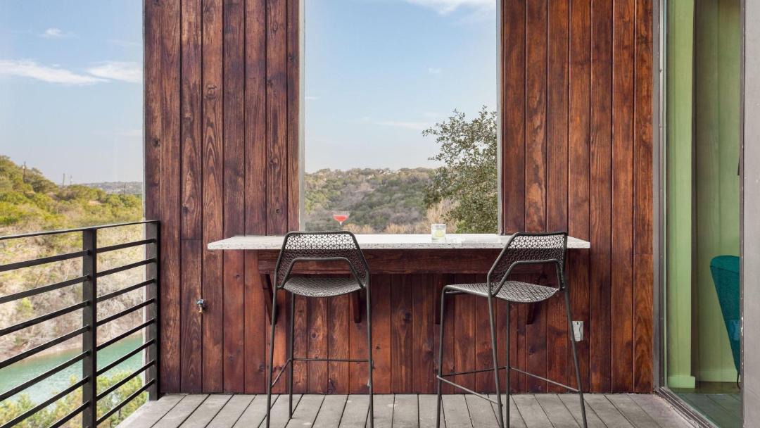 Photo of Patio Balcony in Apache Shores