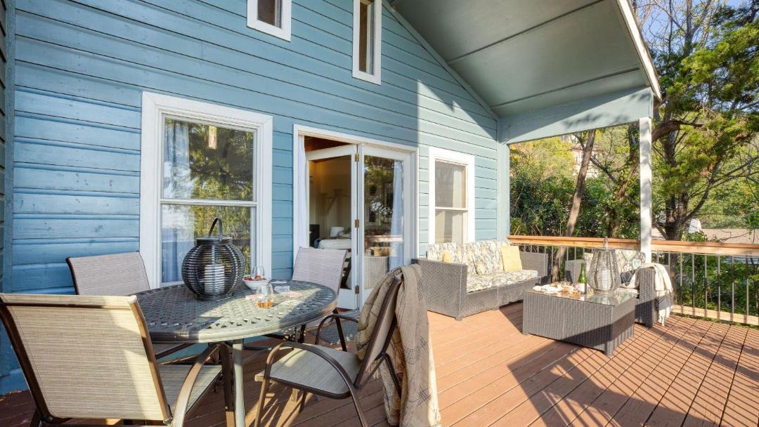 Photo of Patio Balcony in Comanche Trail