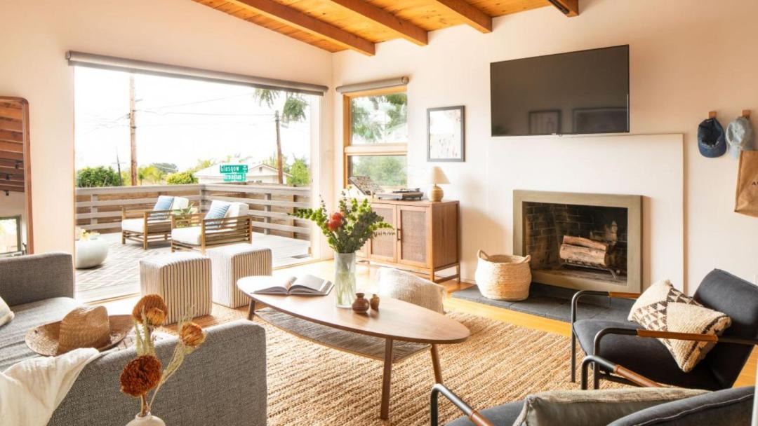 Photo of Livingroom in Cardiff-by-the-Sea