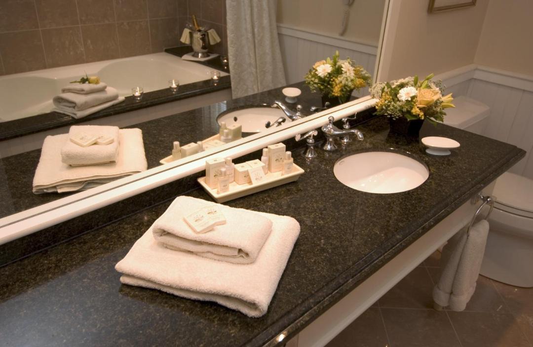 Photo of Bathroom in York Harbor