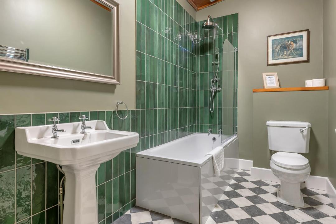 Photo of Bathroom in Manton