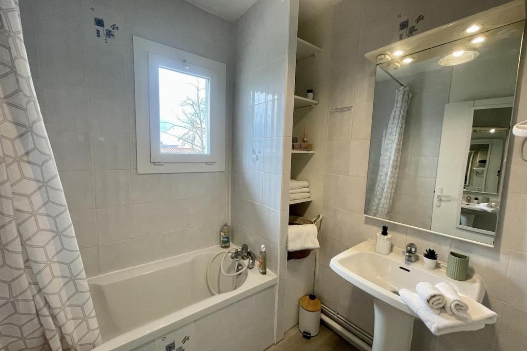 Photo of Bathroom in Fonsorbes