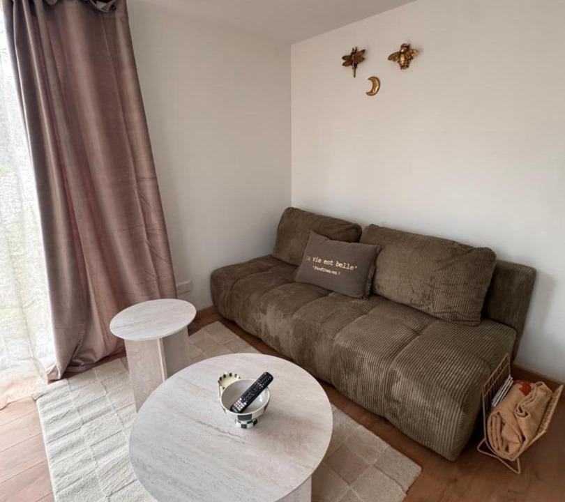 Photo of Livingroom in Acy-Romance