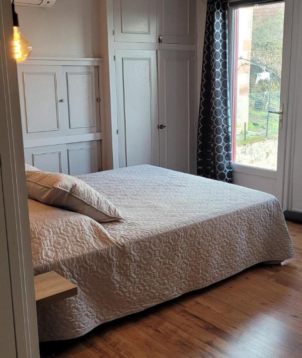 Photo of Bedroom in Meyssac