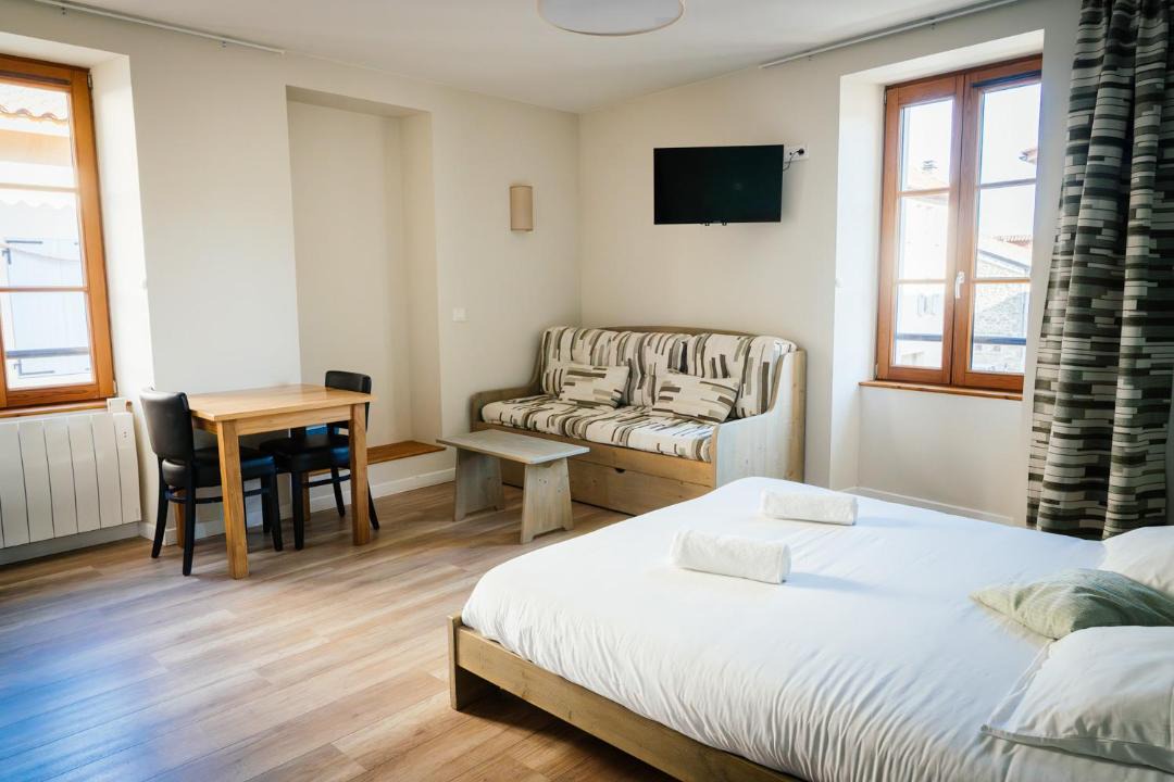 Photo of Bedroom in Saint-Antoine-l'Abbaye