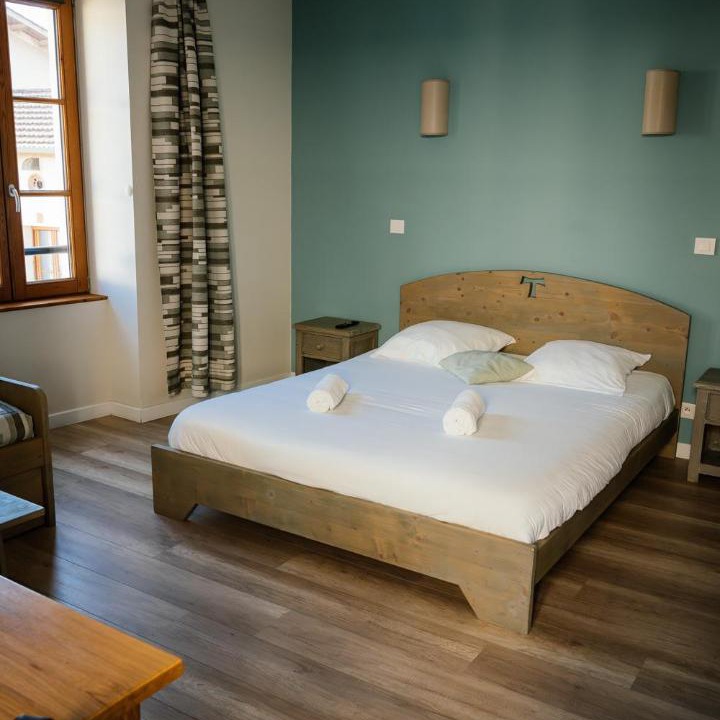 Photo of Bedroom in Saint-Antoine-l'Abbaye