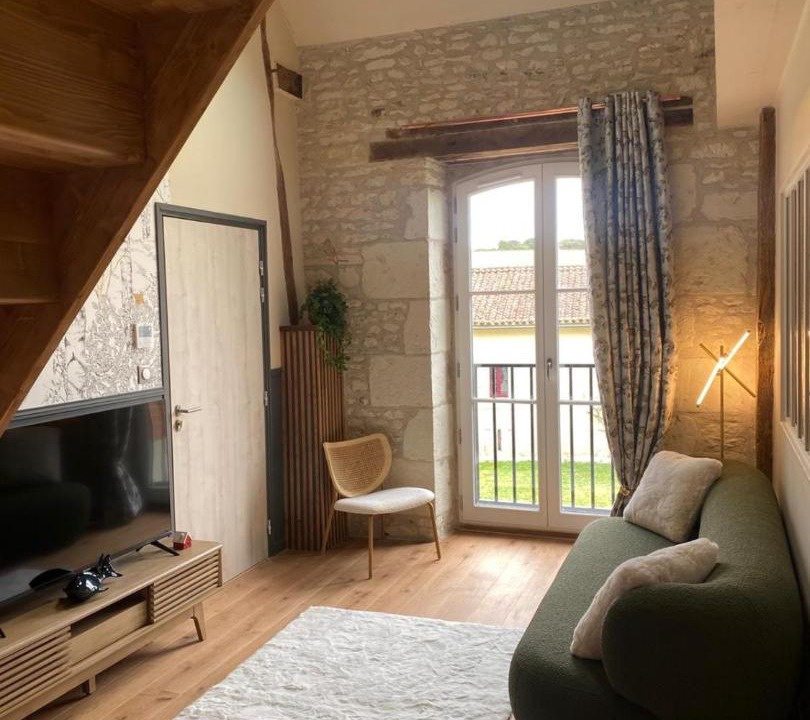 Photo of Others in Mirebeau