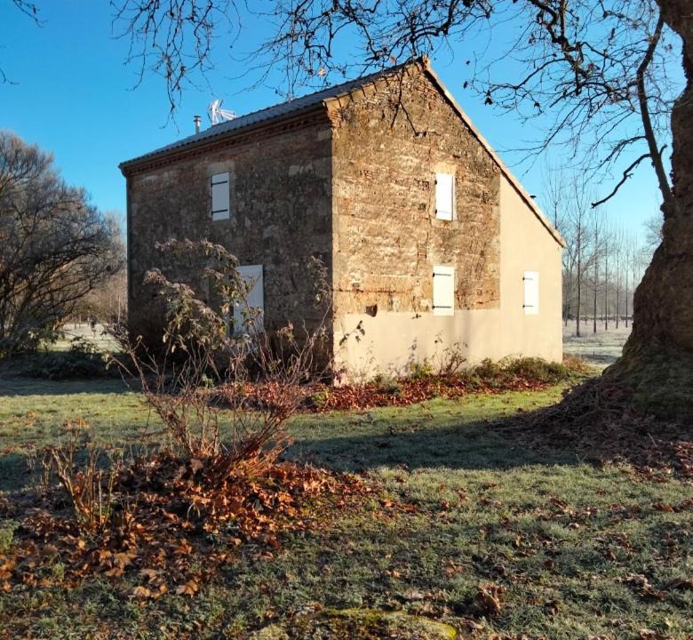 Photo of Others in Le Passage