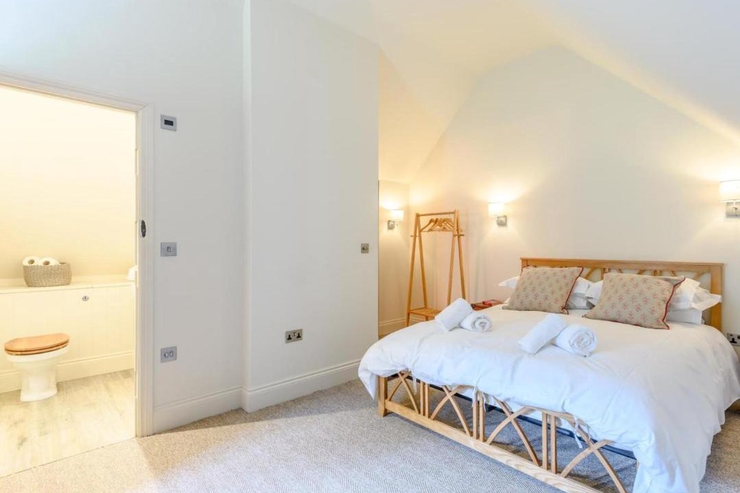 Photo of Others in Fonthill Bishop