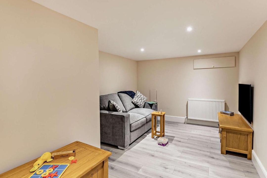 Photo of Others in Alne