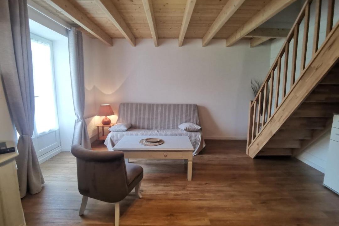 Photo of Others in Saint-Hilaire-de-Villefranche