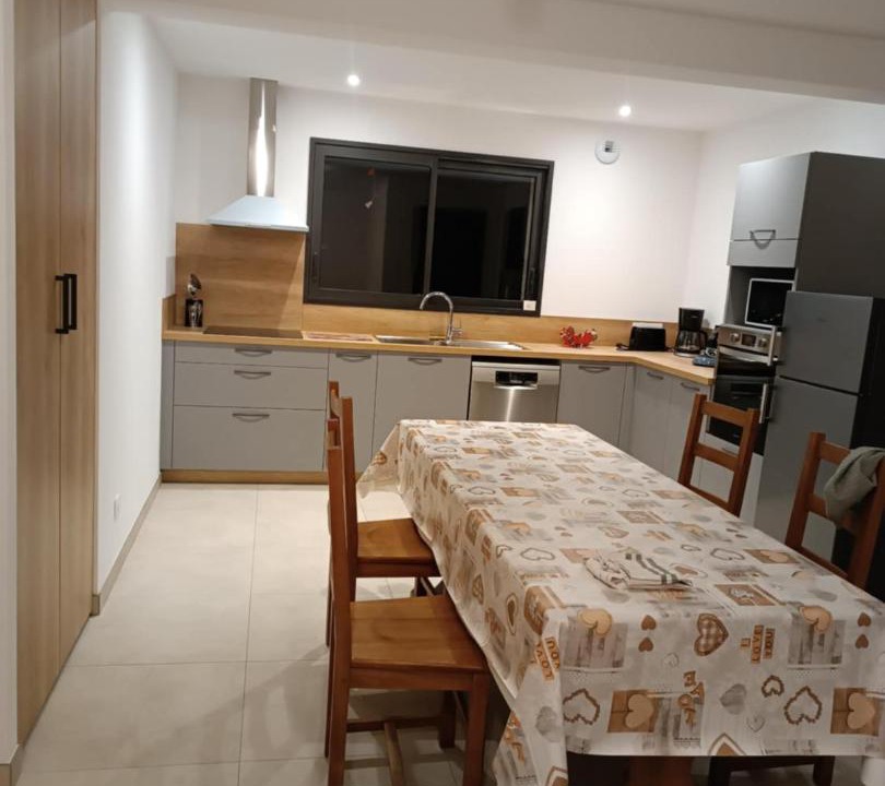 Photo of Others in Thiebouhans