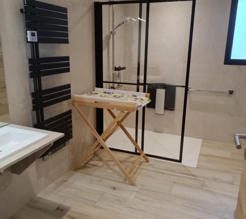 Photo of Others in Thiebouhans