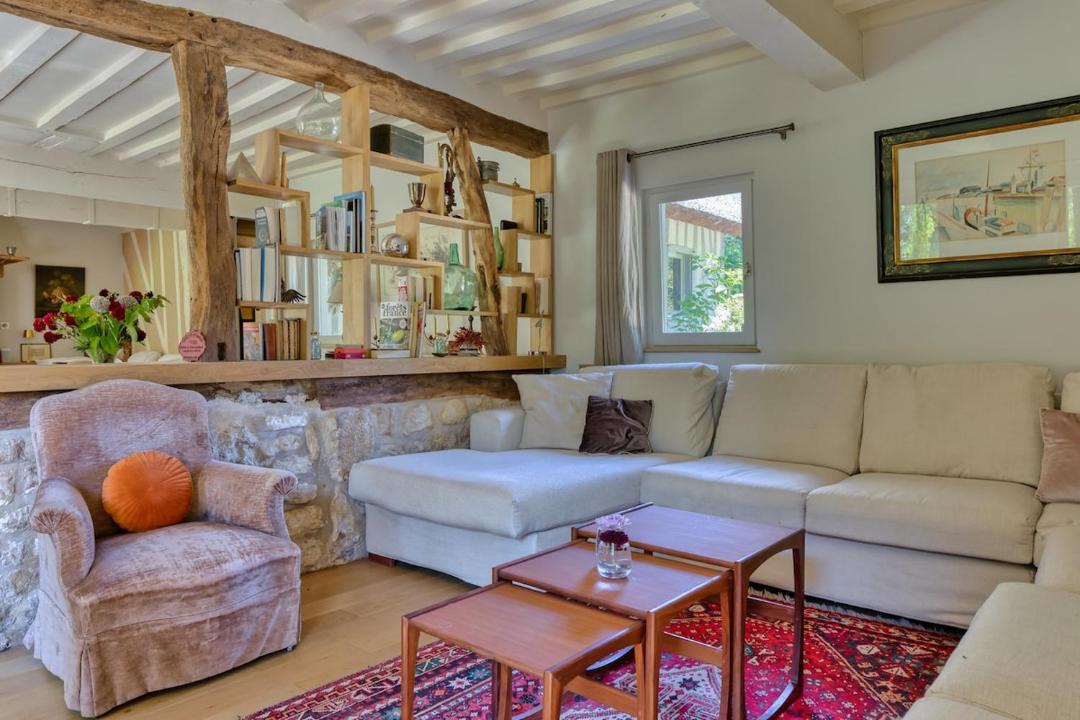 Photo of Livingroom in Saint-Wandrille-Rancon