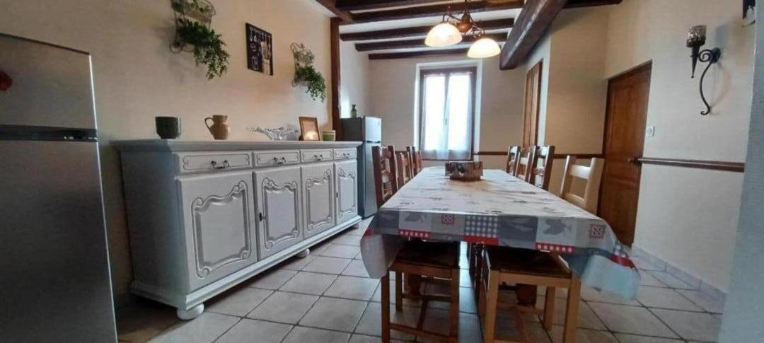 Photo of Kitchen in Neuville-sur-Vanne