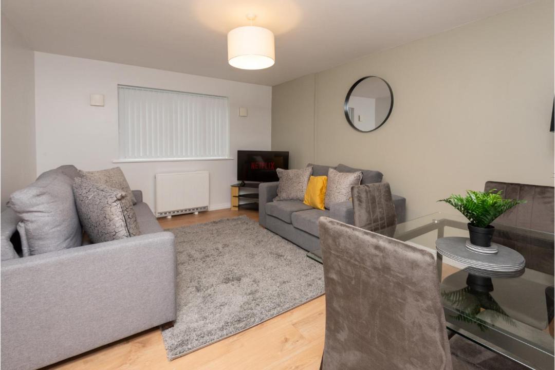 Photo of Others in Vauxhall