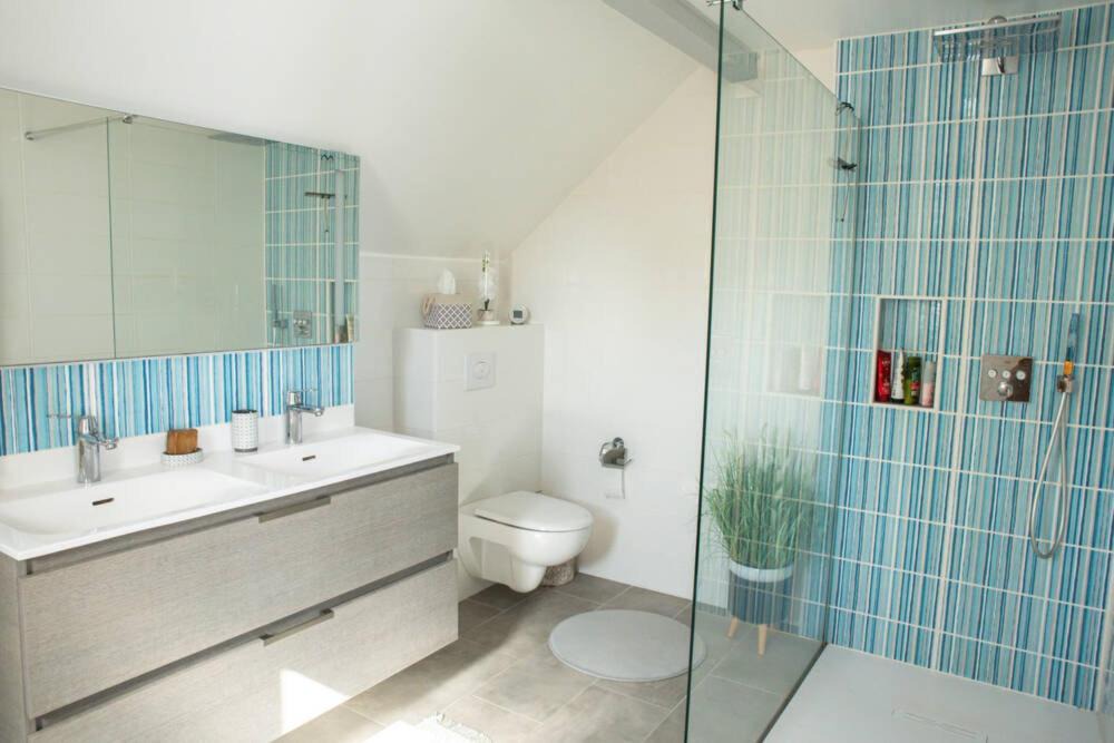 Photo of Bathroom in Gap