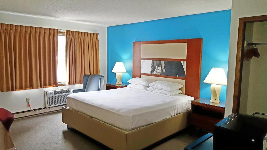 Photo of Others in Iron Mountain
