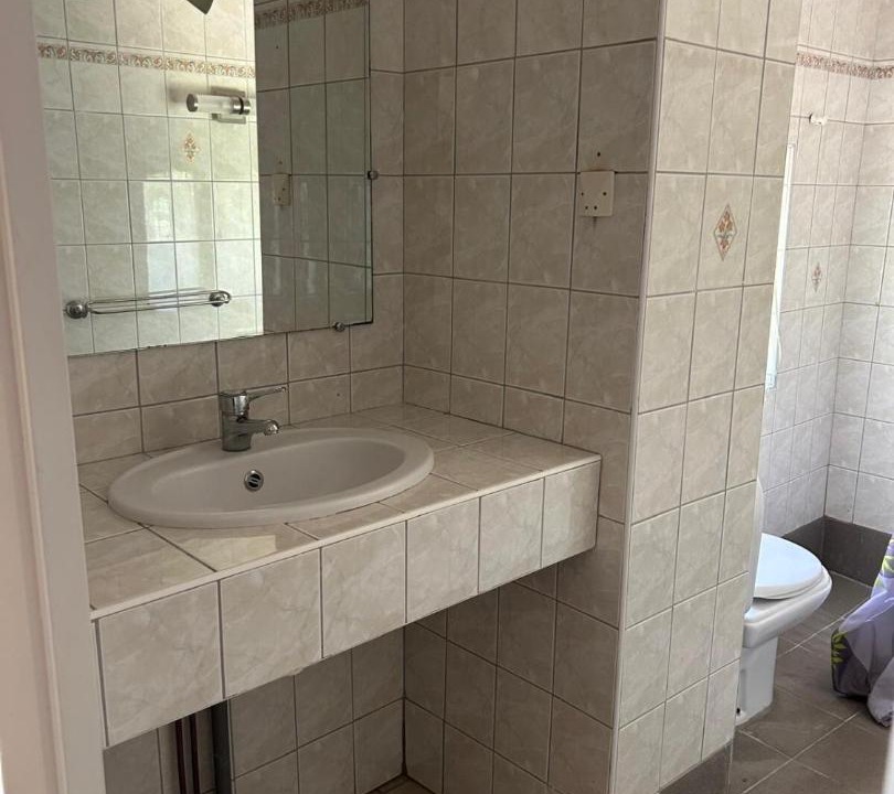 Photo of Bathroom in Villarzel-du-Razes
