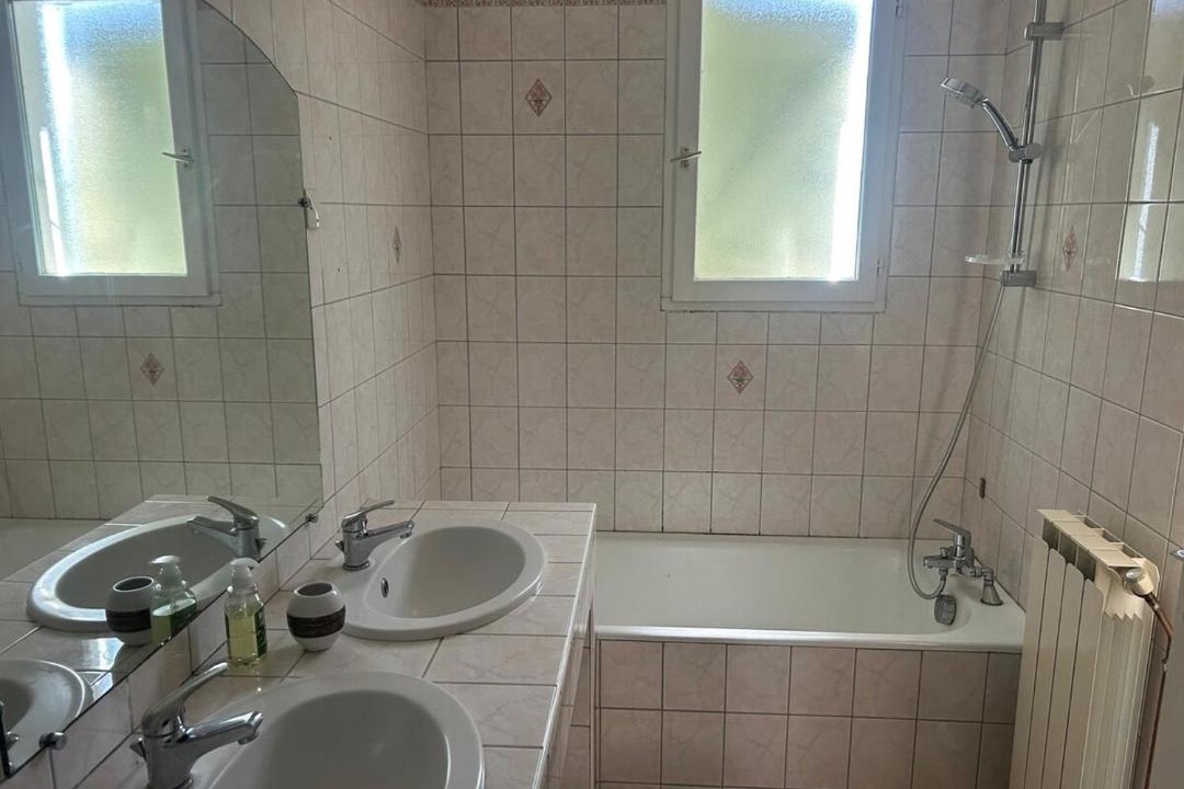 Photo of Bathroom in Villarzel-du-Razes