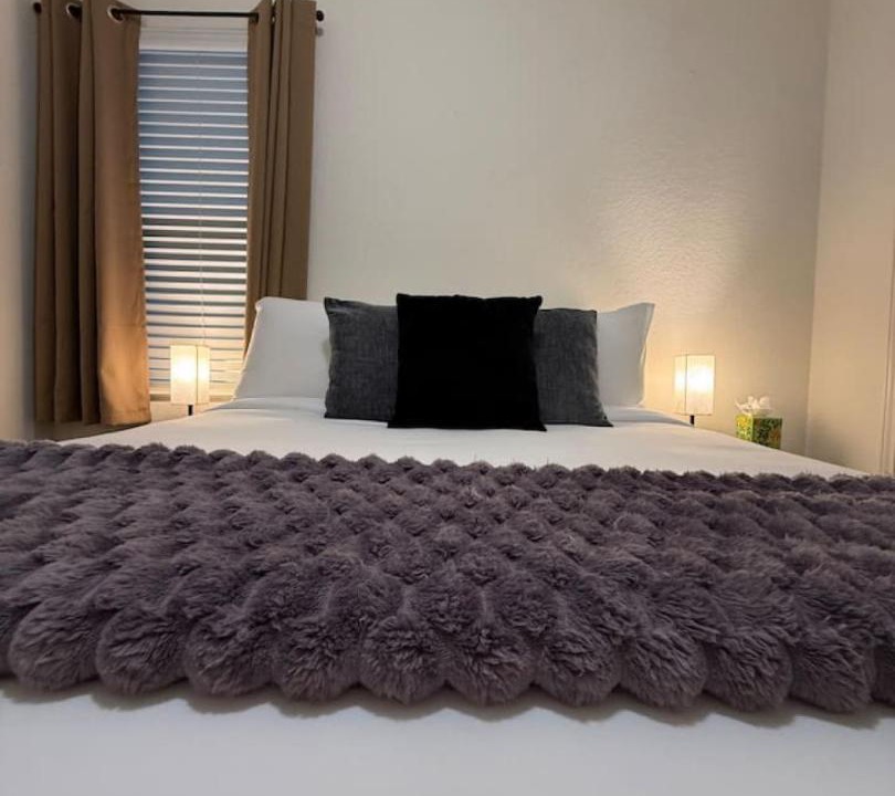 Photo of Bedroom in Medina Valley