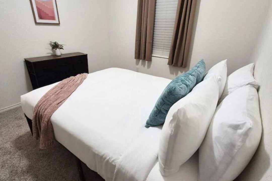 Photo of Bedroom in Medina Valley