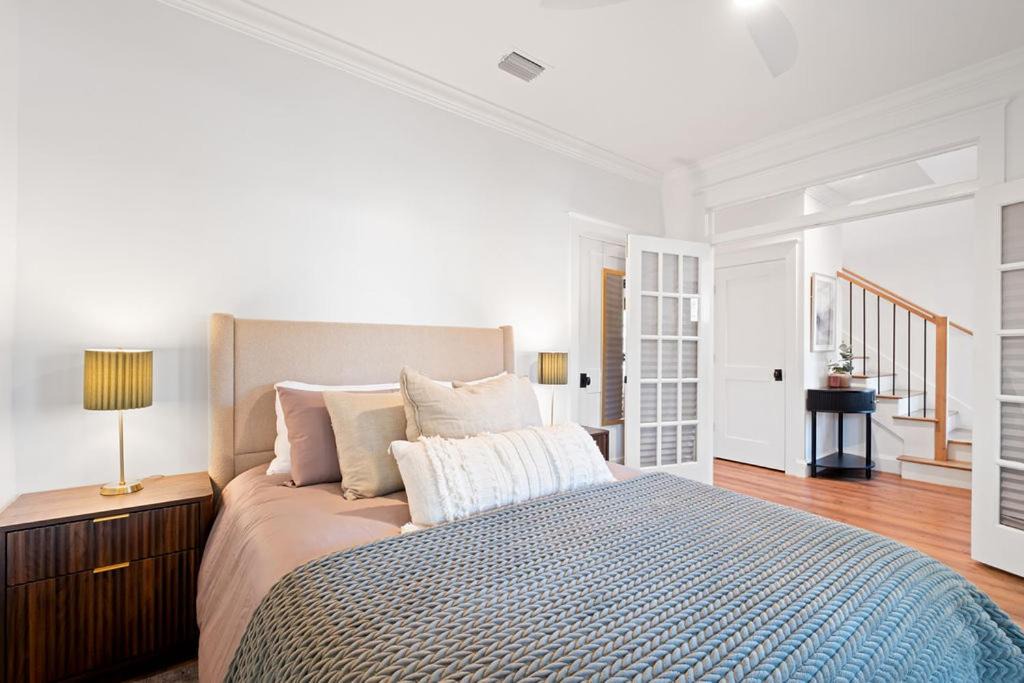 Photo of Bedroom in White's Gulfview
