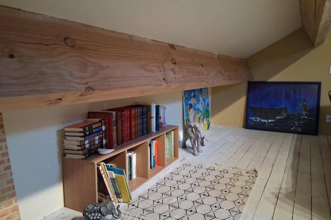 Photo of Others in Premian