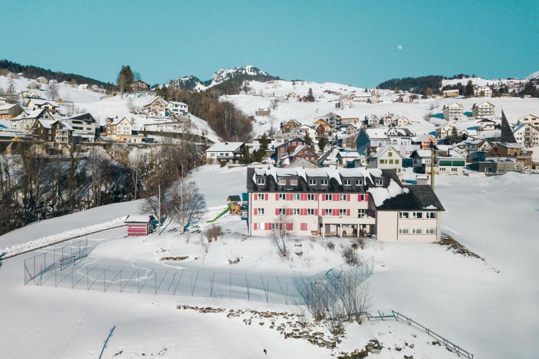 Photo of Others in Amden