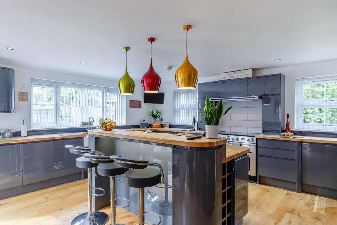 Photo of Others in Lanner