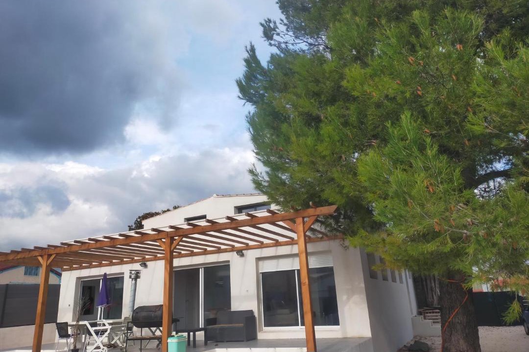 Photo of Others in Cuers