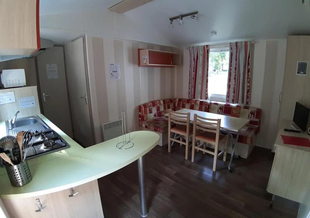 Photo of Kitchen in Tibiran-Jaunac