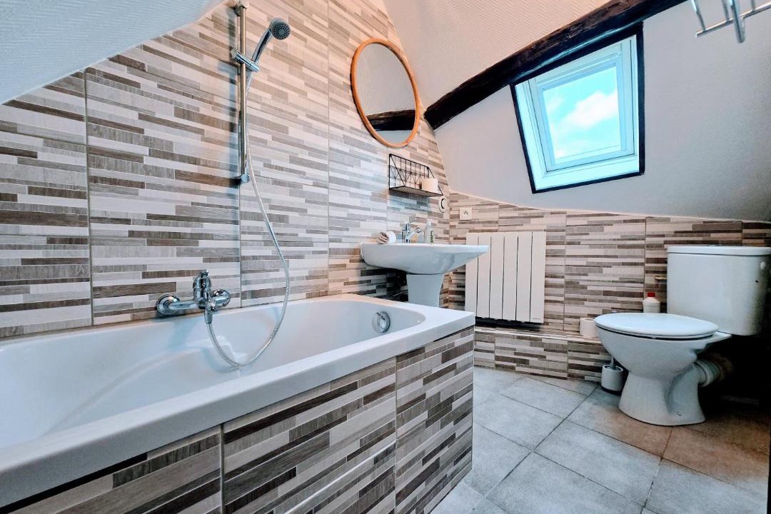 Photo of Bathroom in Saint-Bris-le-Vineux