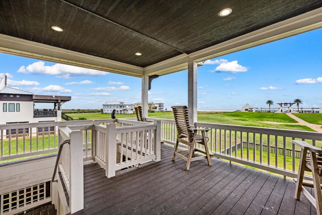 Photo of Patio Balcony in Port Bolivar