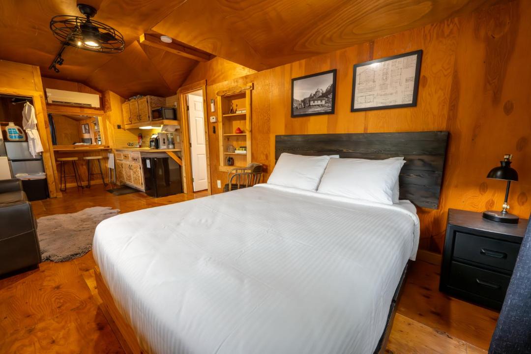 Photo of Bedroom in Apple Valley