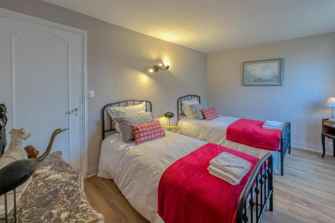 Photo of Others in Rémy