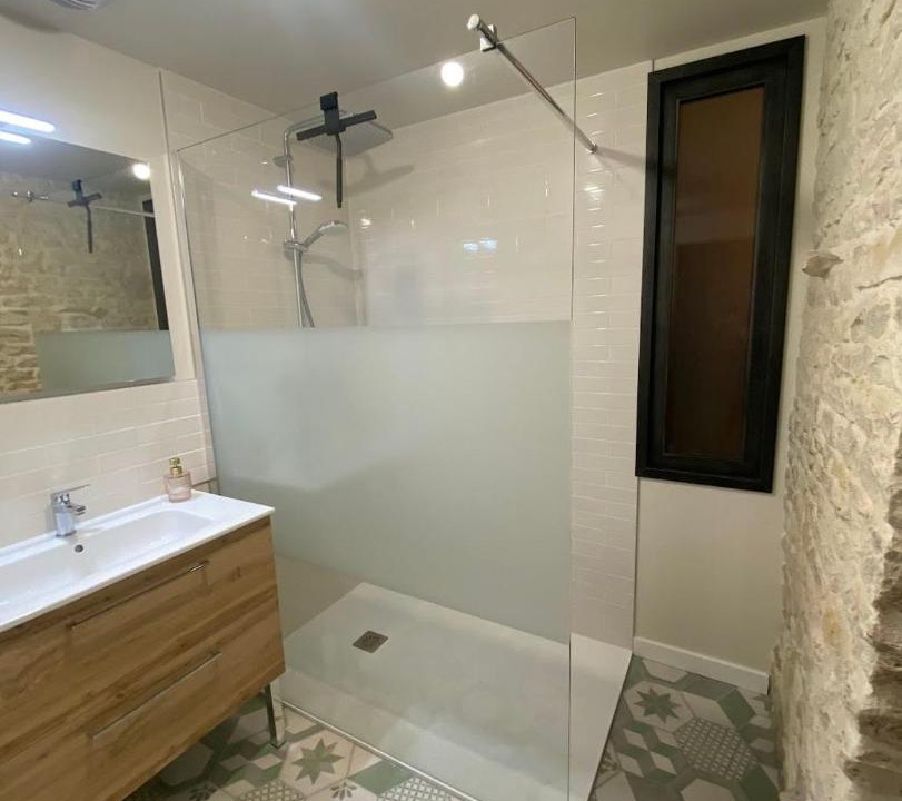Photo of Bathroom in Saint-Hilaire-la-Palud