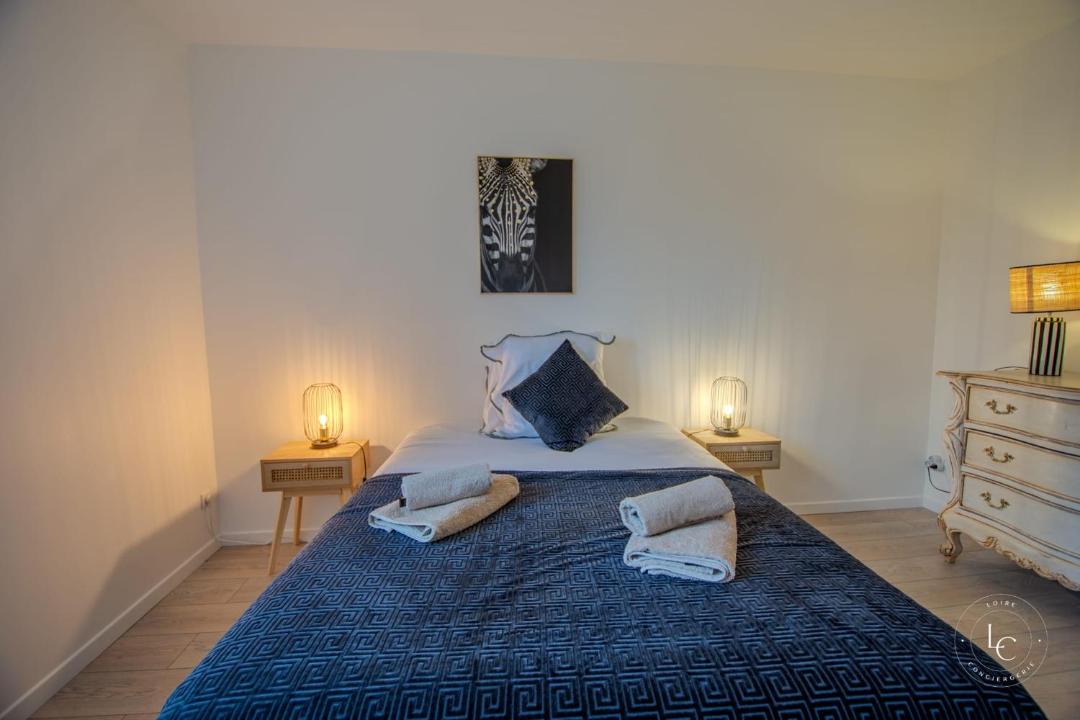 Photo of Bedroom in Saint-Jean-de-Braye