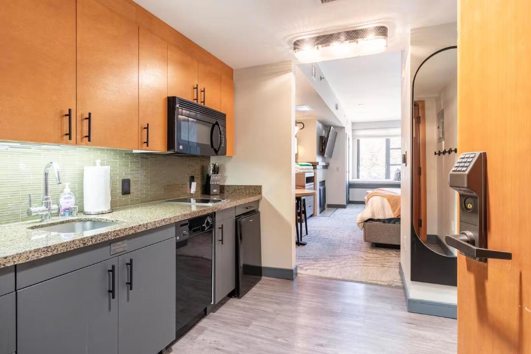 Photo of Kitchen in Mammoth Lakes