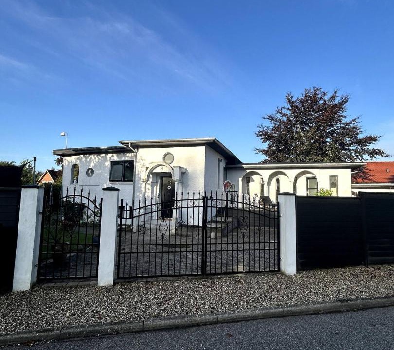 Photo of Others in Harlev