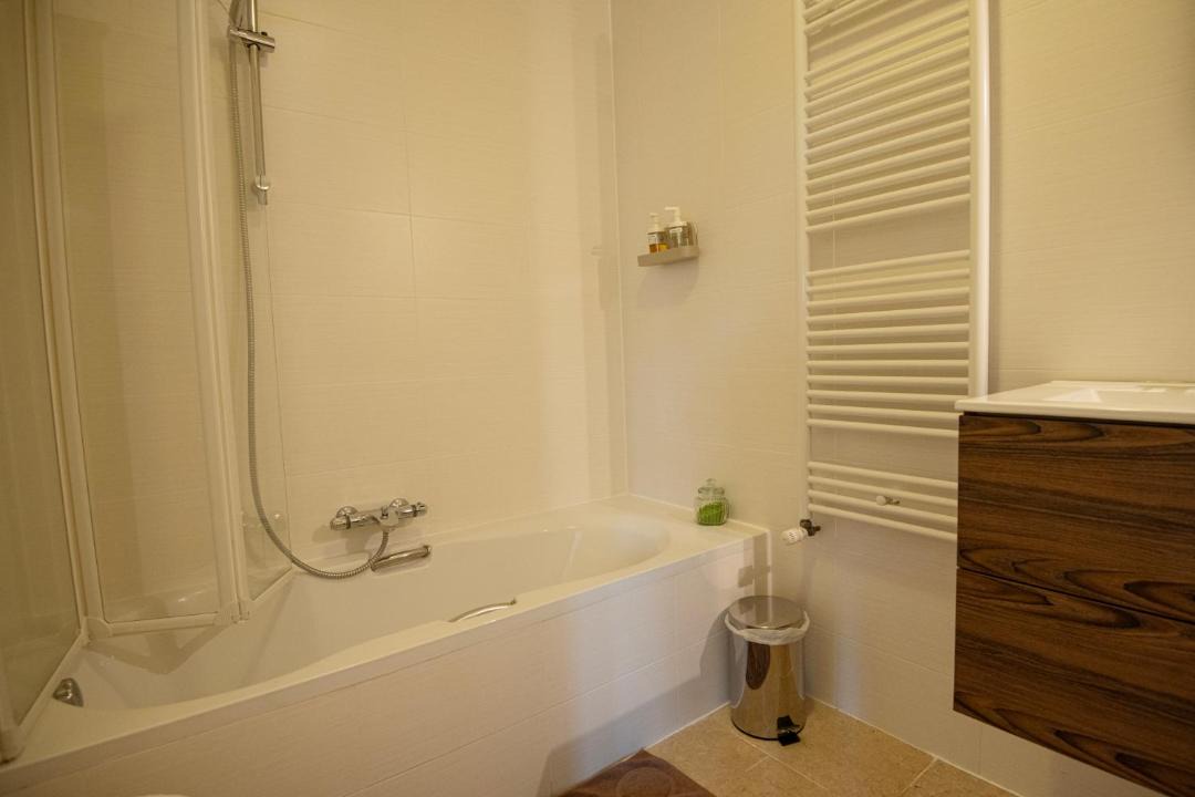 Photo of Bathroom in Vauquois