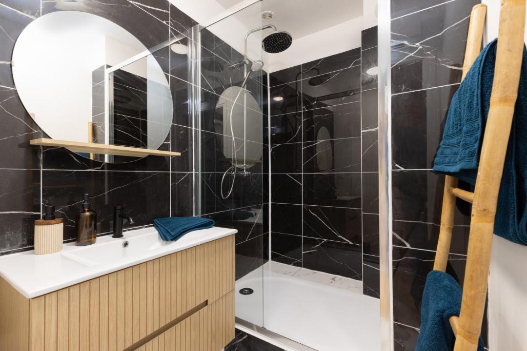Photo of Bathroom in Limoux