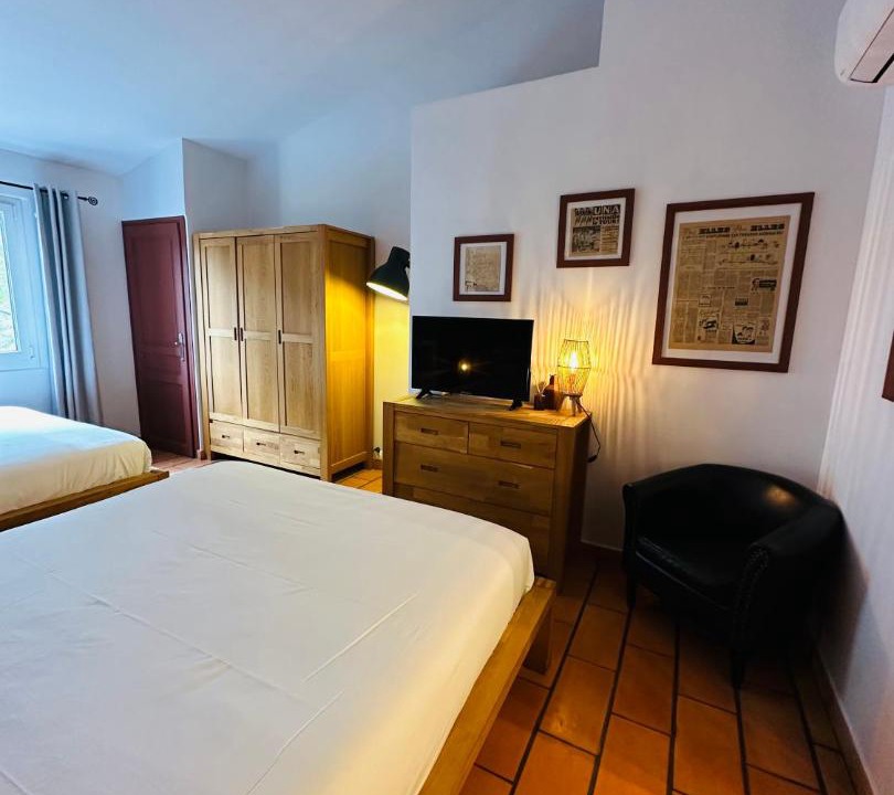 Photo of Bedroom in Entrechaux