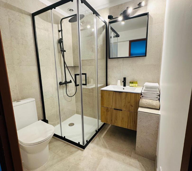 Photo of Bathroom in Entrechaux