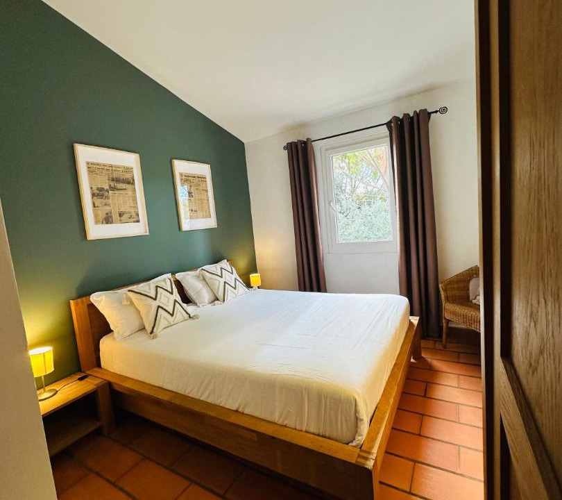 Photo of Bedroom in Entrechaux