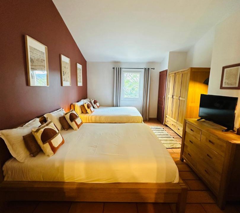 Photo of Bedroom in Entrechaux